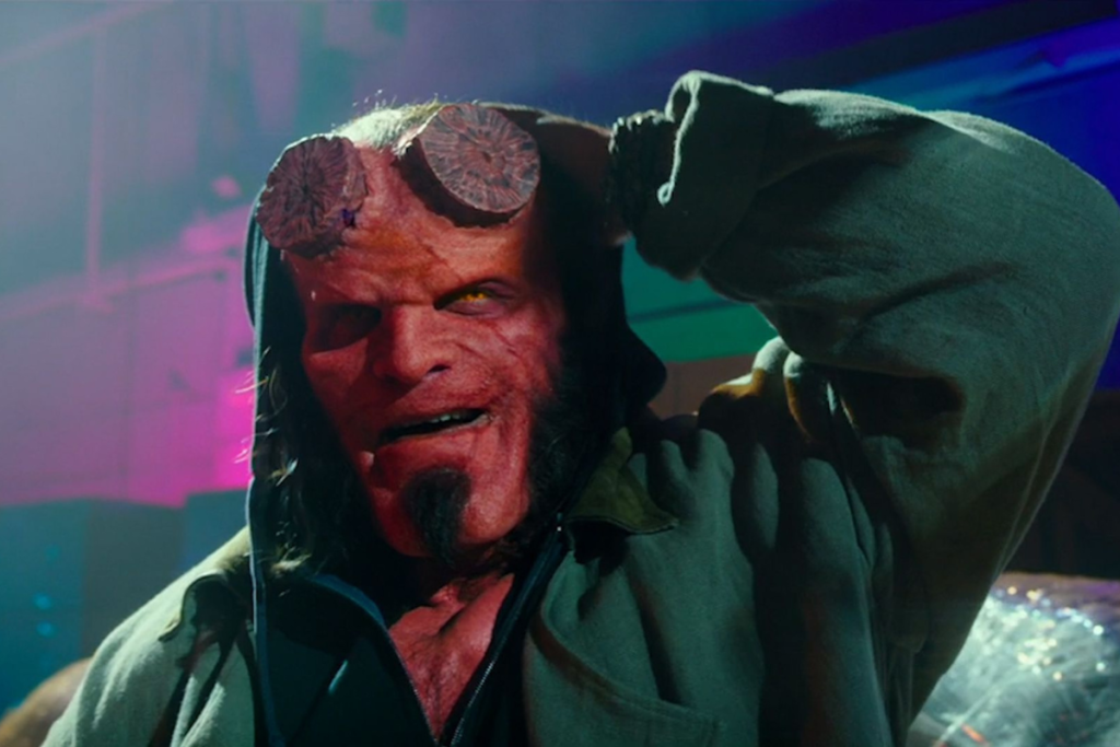 David Harbour como Hellboy